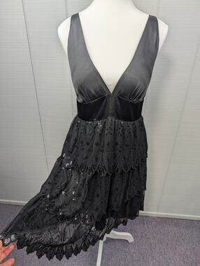 Guess Black Satin Sequins Dress Jr Sz 7 Deep V-Neck Tiered Lace Whimsigoth Fairy
